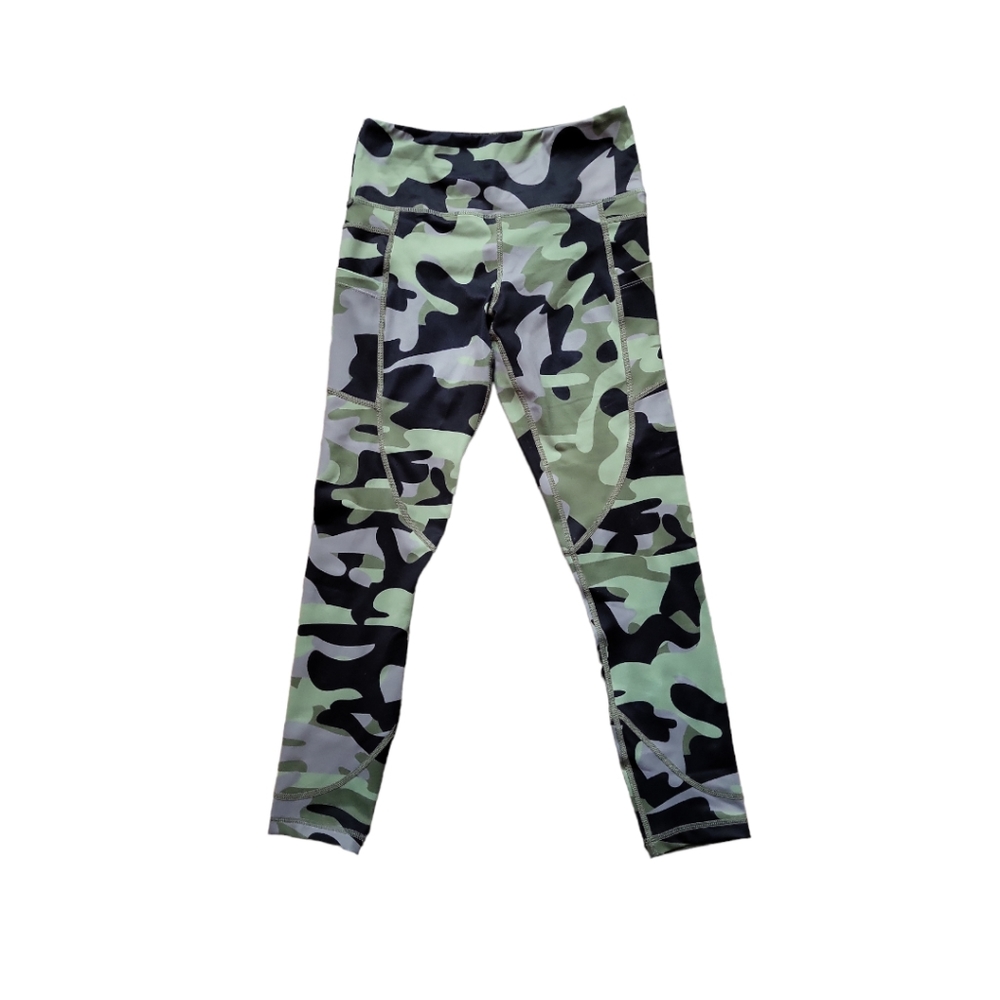 Green Camo Pocket Light n Tight Size 4